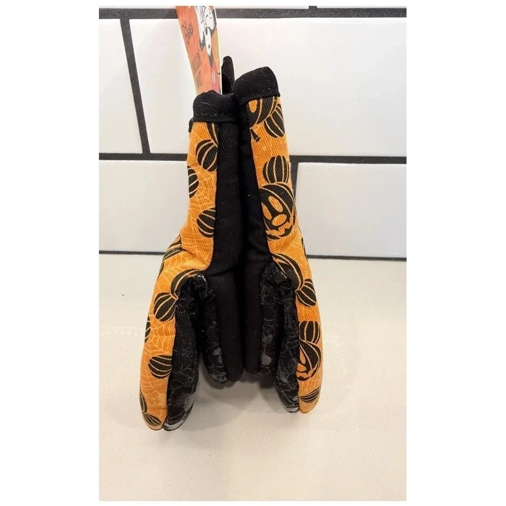 NEW Disney Mickey Mouse Pumpkin Happy Halloween 2 pack Silicone‎ Mini Oven Mitts